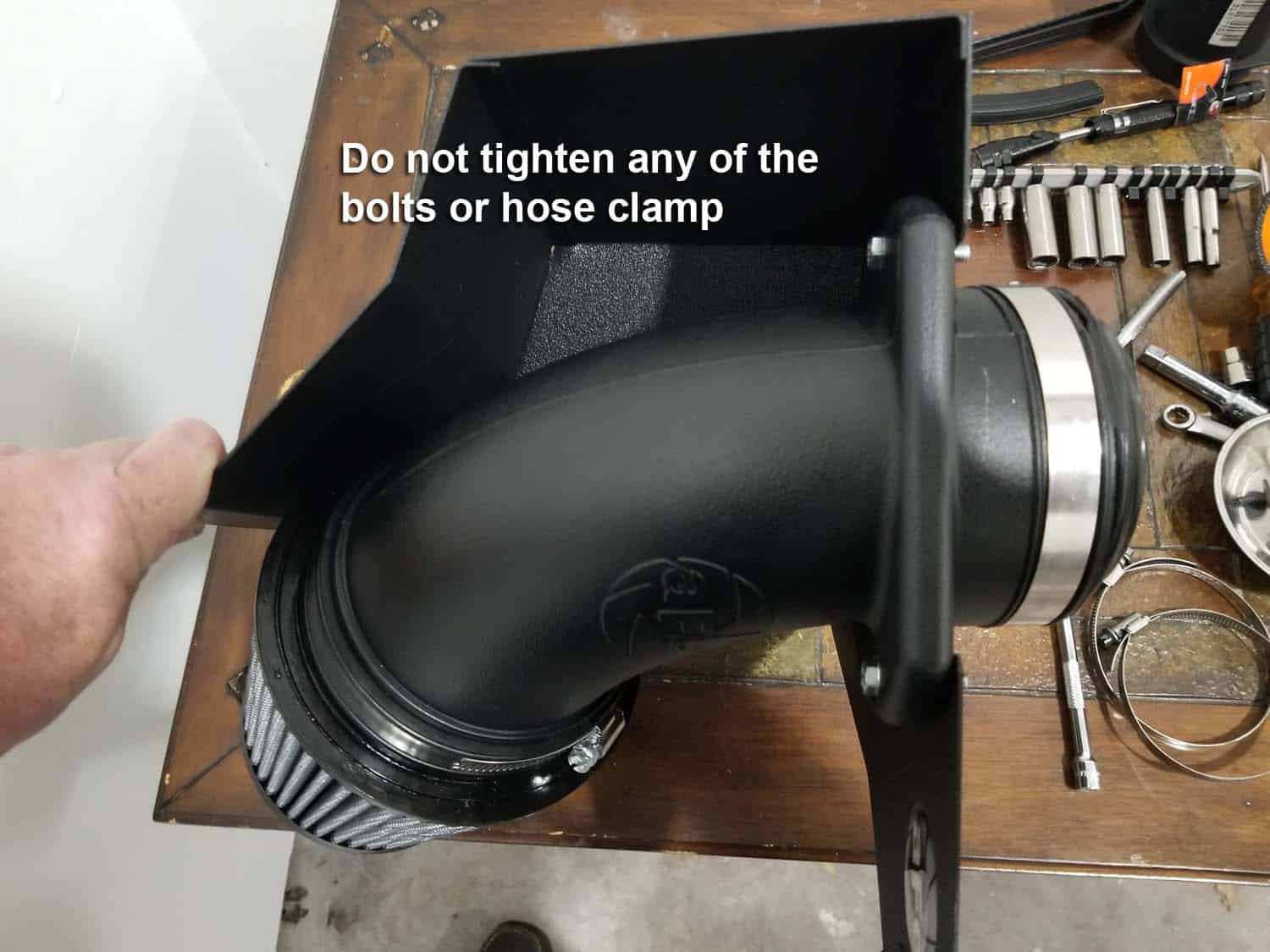 Do not tighten any bolts yet