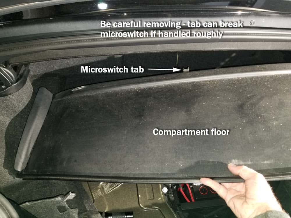 Remove the compartment floor