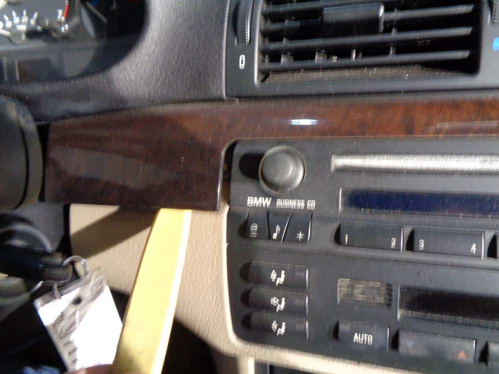 BMW E46 radio removal - loosen the dashboard trim