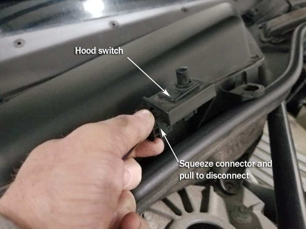 bmw e63 cabin filter - disconnect the hood switch when removing the cabin filter on the right side of the vehicle