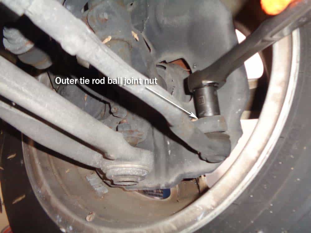 BMW E46 Tie Rod Repair - remove the outer tie rod ball joint nut