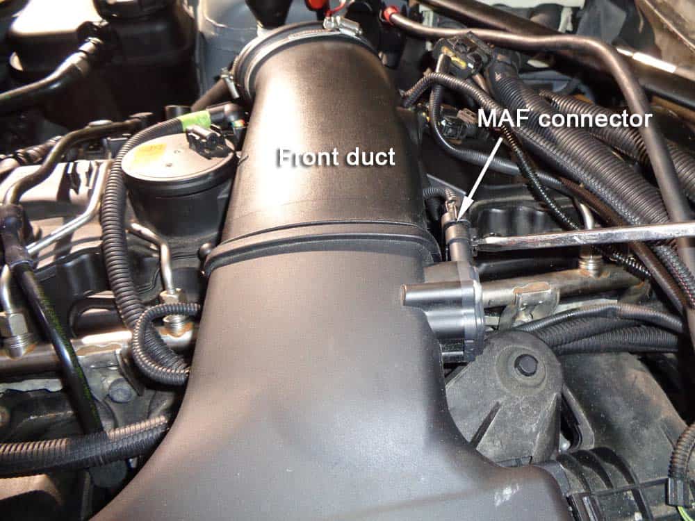 bmw high pressure fuel pump - Remove the mass air flow sensor from the front duct.