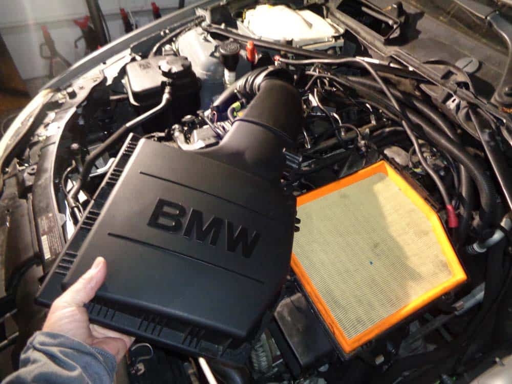 bmw high pressure fuel pump - Remove the air cleaner lid from the vehicle