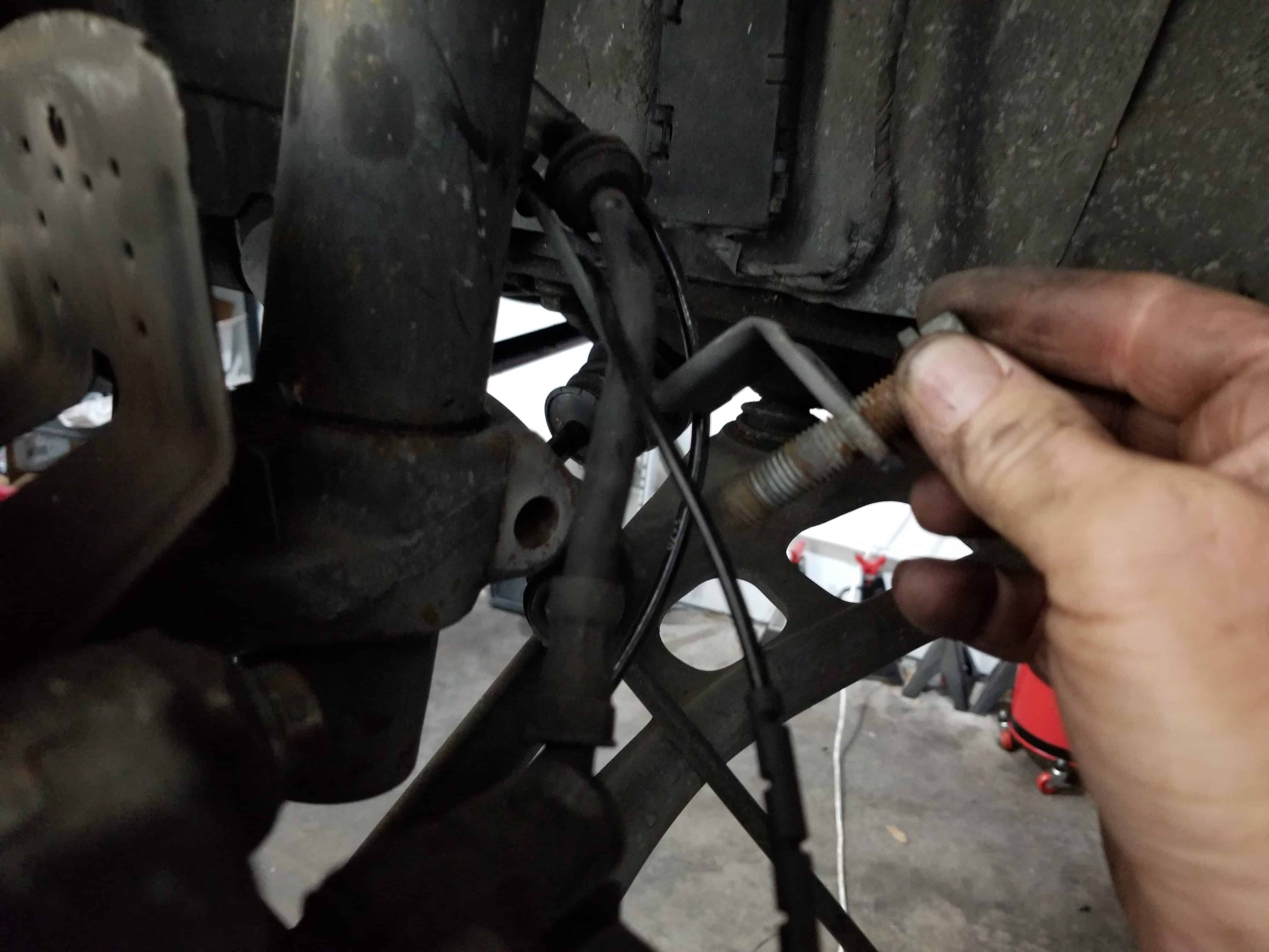 bmw e46 strut replacement - remove king pin anchor bolt