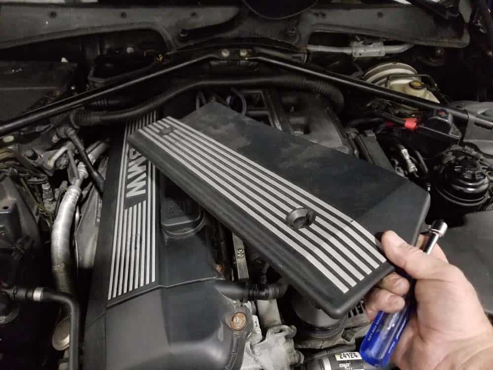 BMW E60 Tune Up - Remove the left engine cover