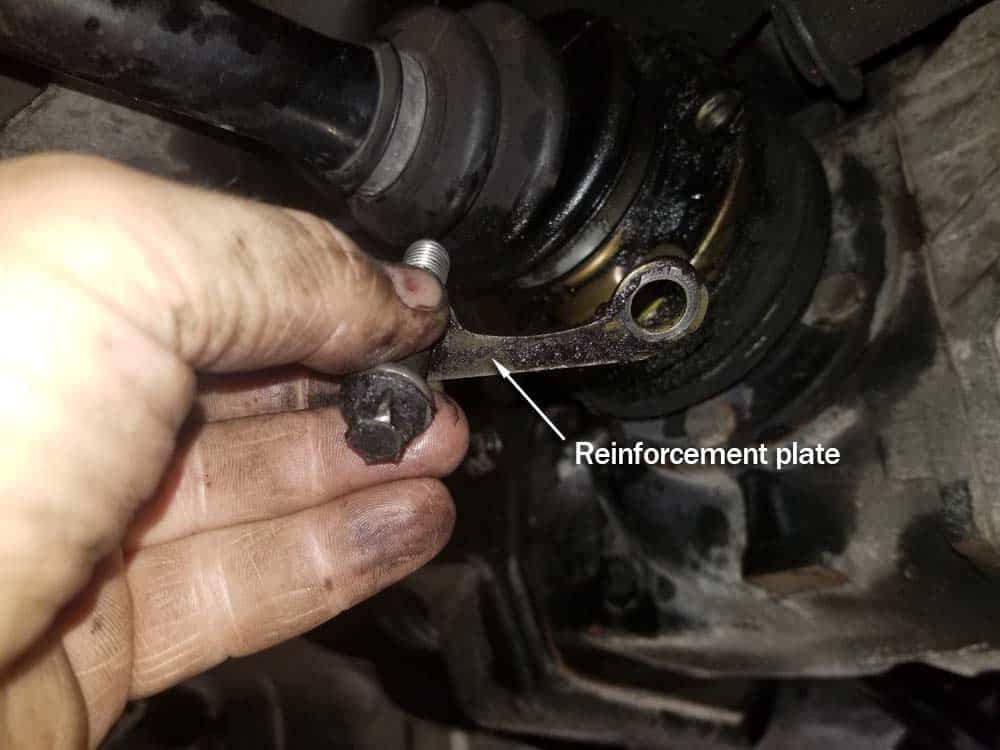 remove drive axle bolts