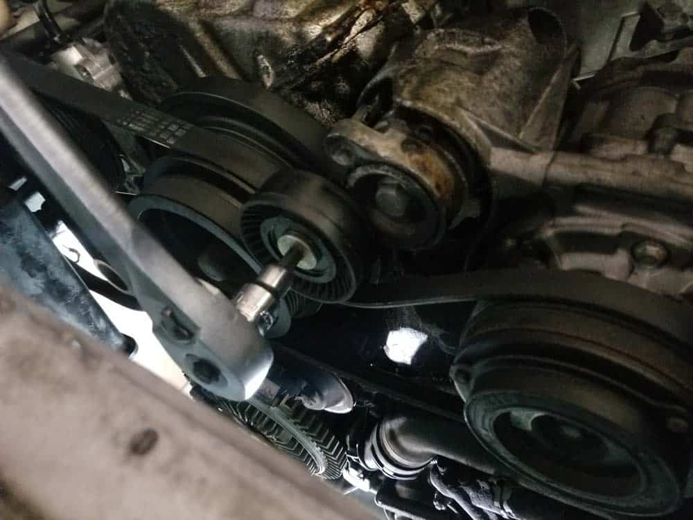 BMW E46 Power Steering Pump Replacement 