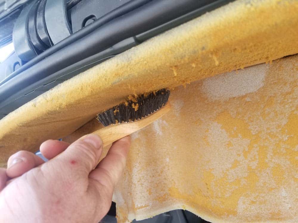 bmw e61 trunk leak - temporarily fixing rear headliner