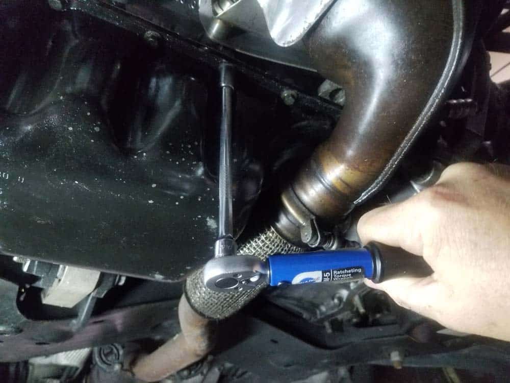 MINI R56 Oil Pan Gasket Replacement - torque mounting bolts
