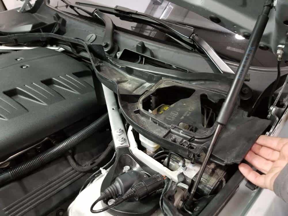 Pull the lower housing loose from the car