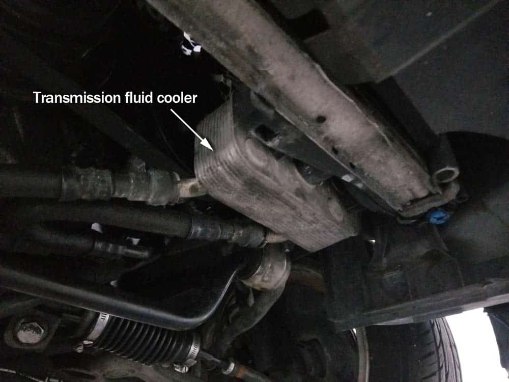 bmw e46 radiator - locate the transmission fluid cooler