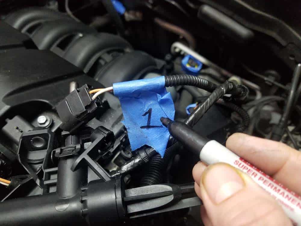 MINI R56 fuel injectors - Label the connections so you don't mix them up when reinstalling.