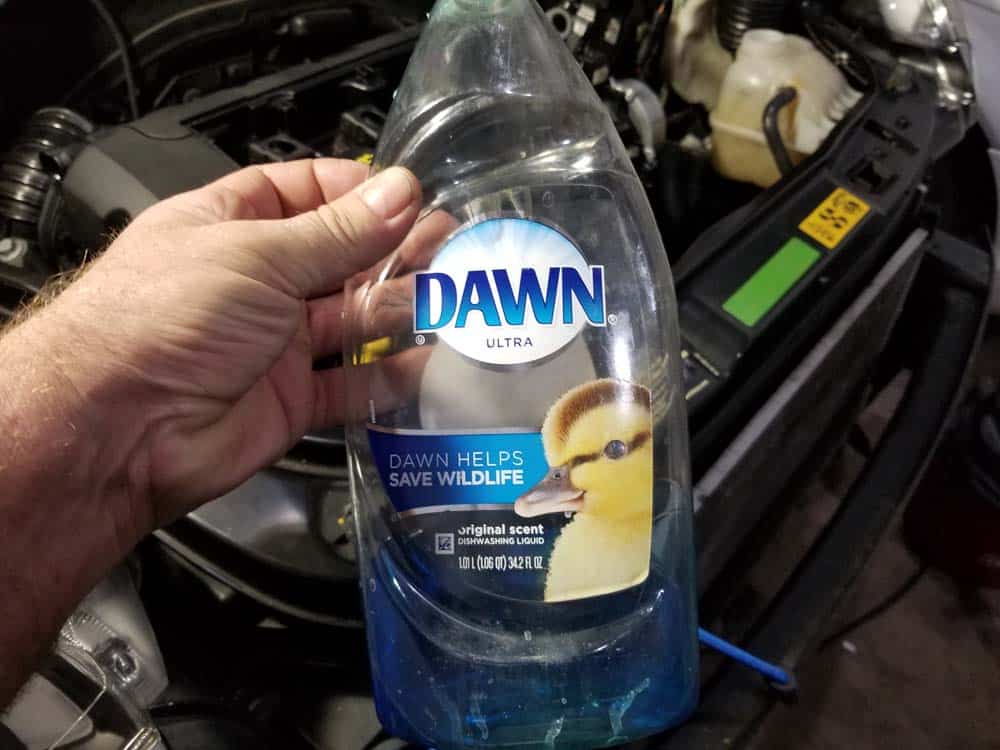 Dawn liquid dish detergent