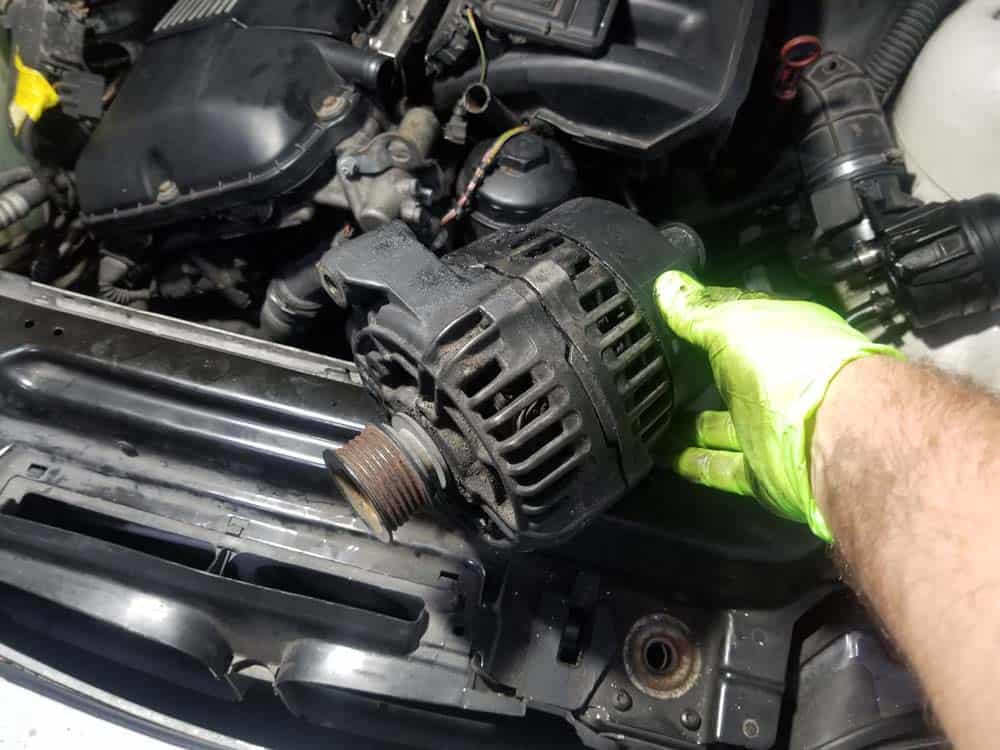 bmw e46 alternator replacement - Remove the alternator from the vehicle