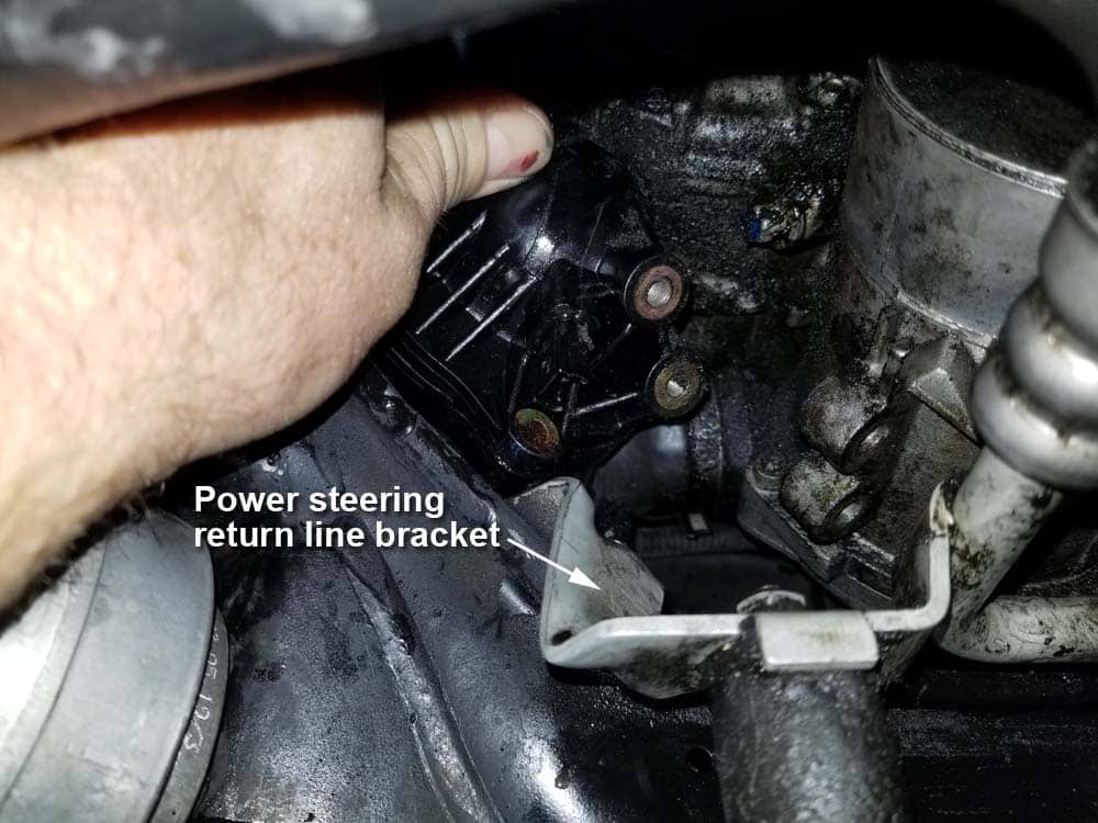bmw e60 thermostat replacement - Power steering return line bracket