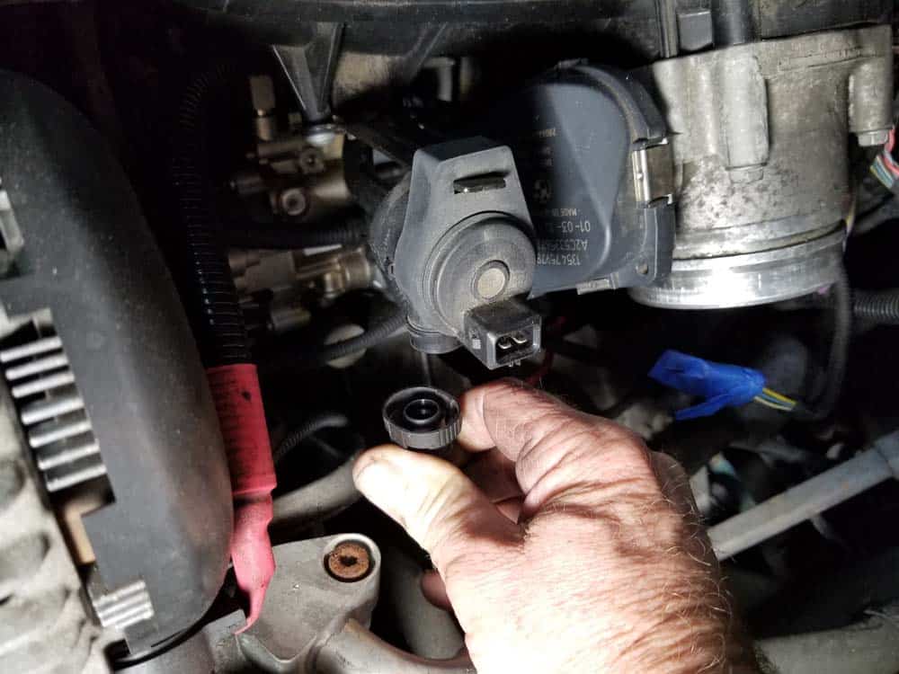 bmw n55 starter replacement - Disconnect the vacuum line from the bottom of the fuel vent valve