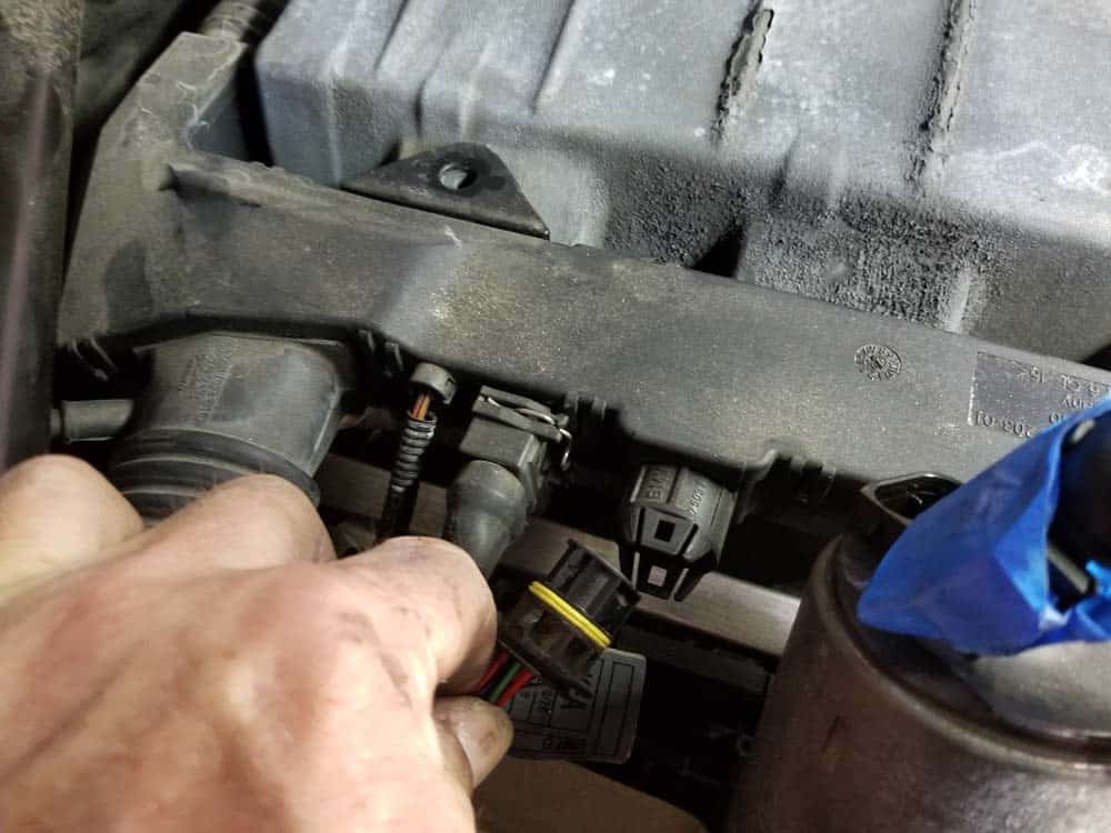 bmw n62 fuel injector replacement - Unplug the fuel injector control wire