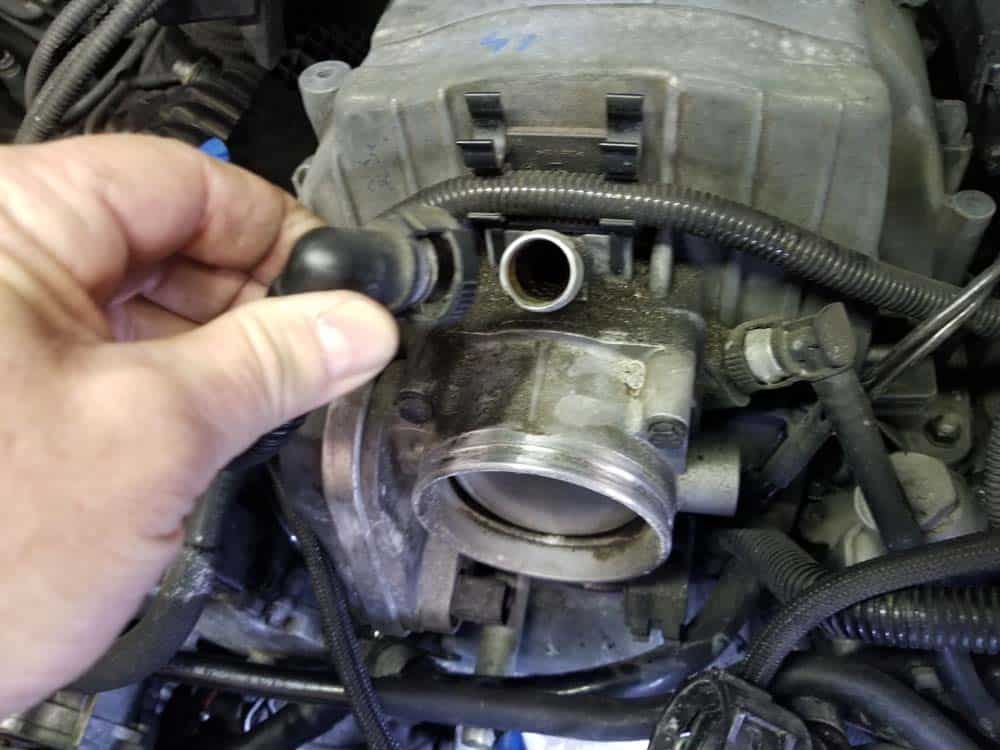 bmw n62 intake manifold - Unplug the right crankcase vacuum hose from the throttle body
