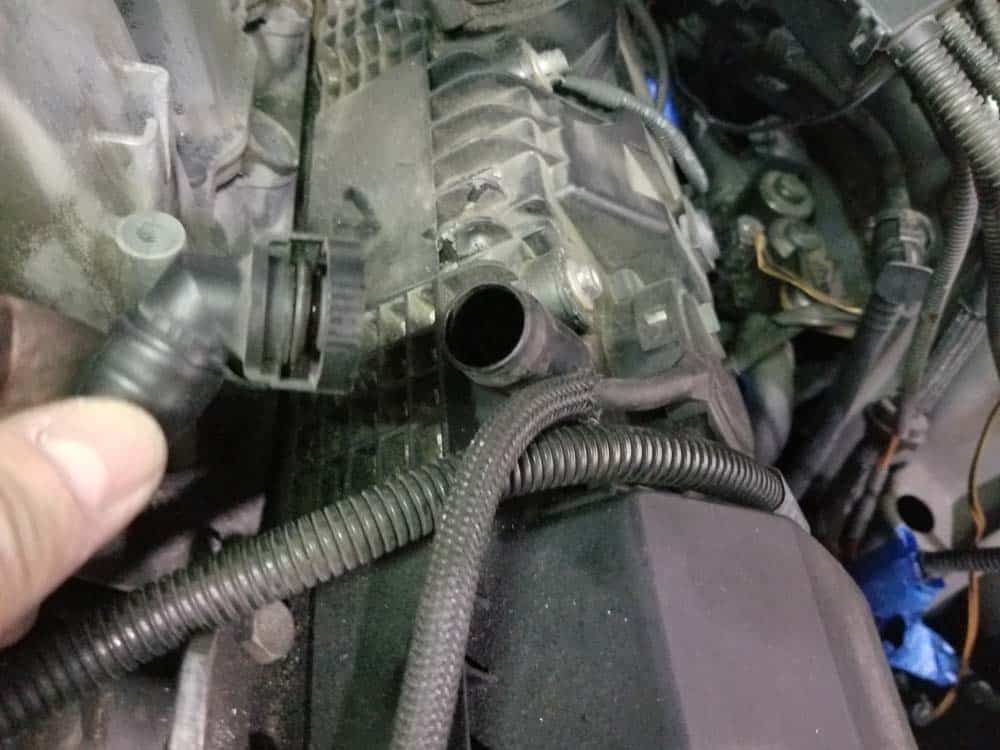 bmw n62 intake manifold - Unplug the left crankcase vent hose from the left valve cover